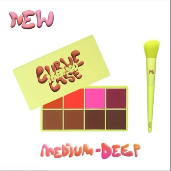 Made by Mitchell Curve Case Pressed Palette & Brush Medium Deep Eyes Blush BNIB